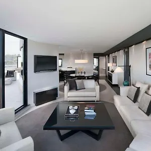 Crown Metropol Hotell